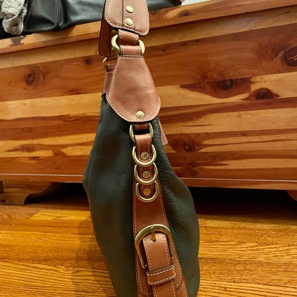 Vintage Ghurka shoulder bag. Absolutely gorgeous! No flaws inside or out. - Picture 3 of 15